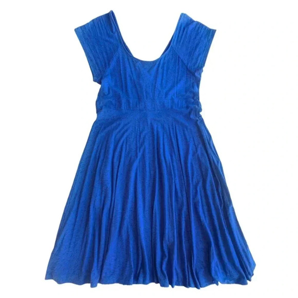 TORRID Blue Bird Print Surplice Skater Dress Size 1 ( 14-16 ) - Picture 3 of 7